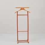 1058 3415 VALET STAND